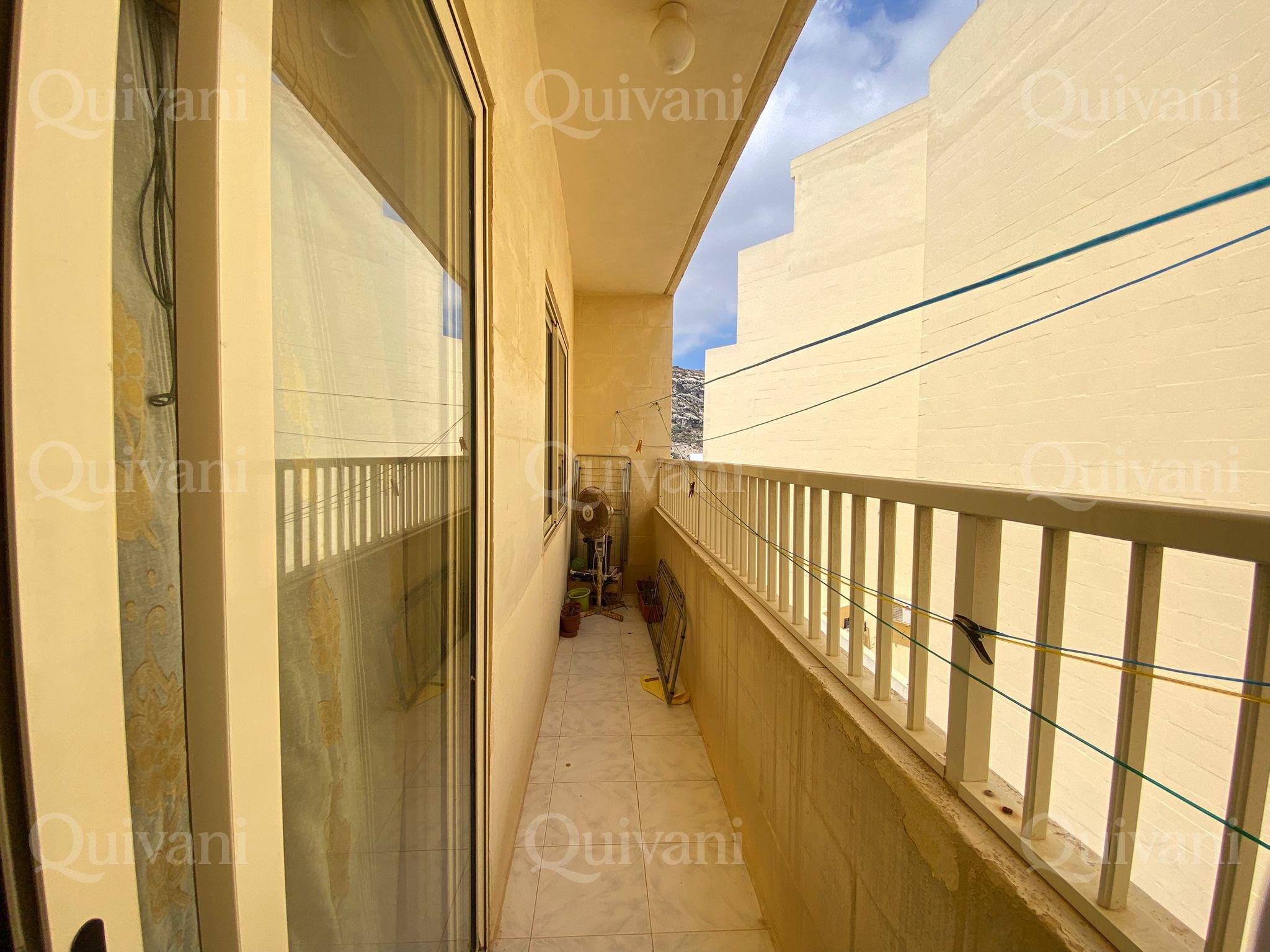 Xlendi Furnished Apartment
