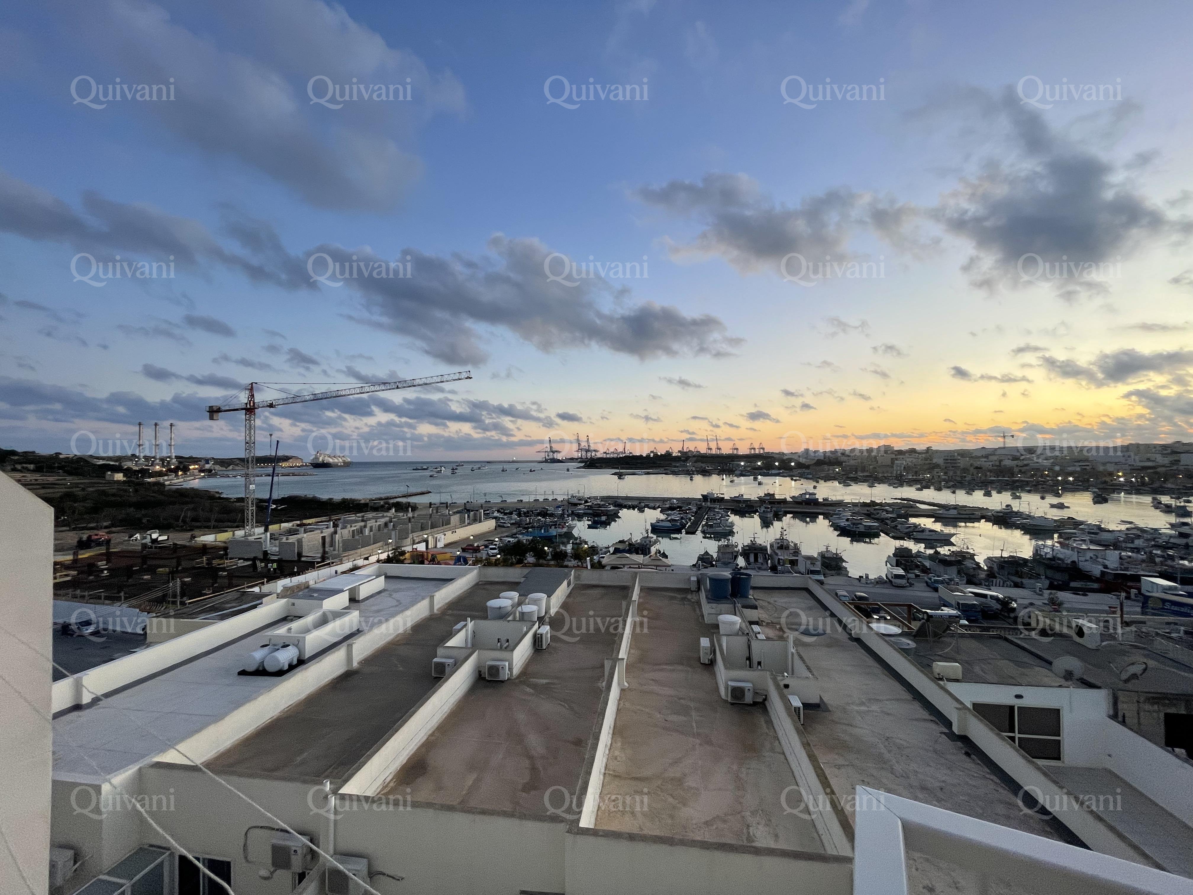 Marsaxlokk, Furnished Penthouse