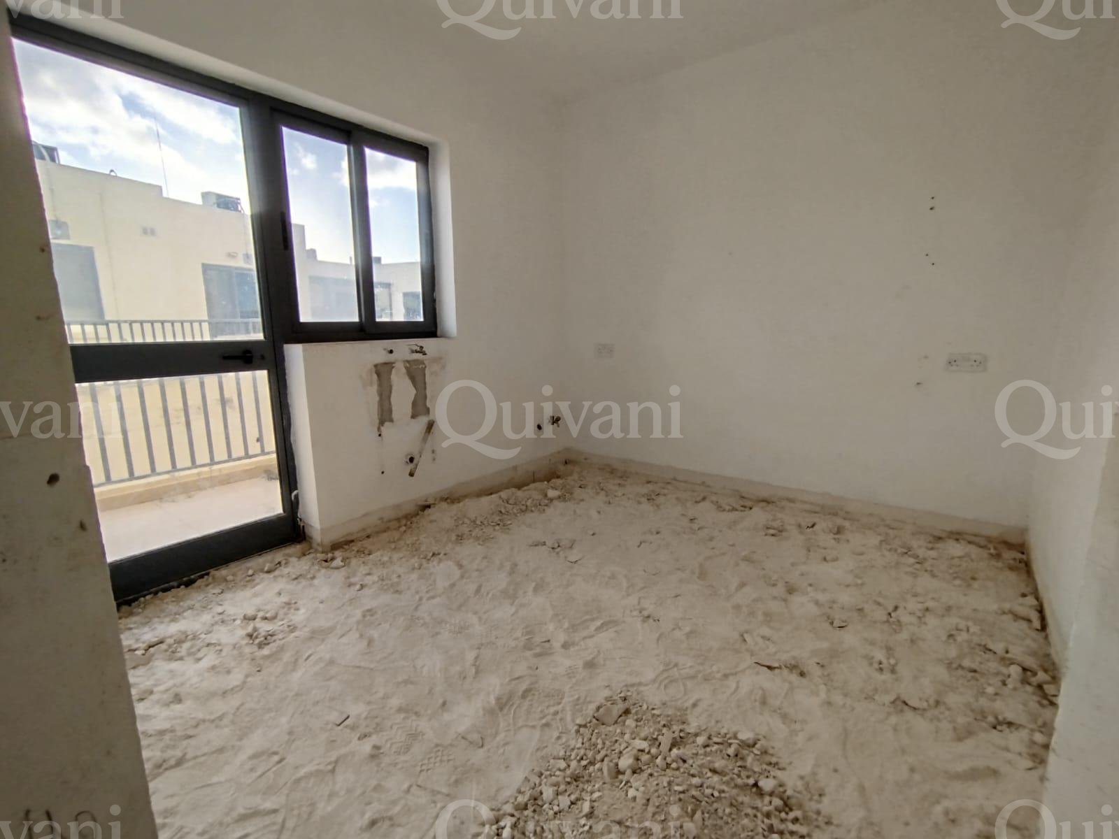 Mosta Shell form Penthouse