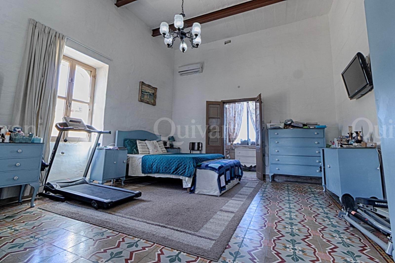St Pauls Bay Converted Farmhouse
