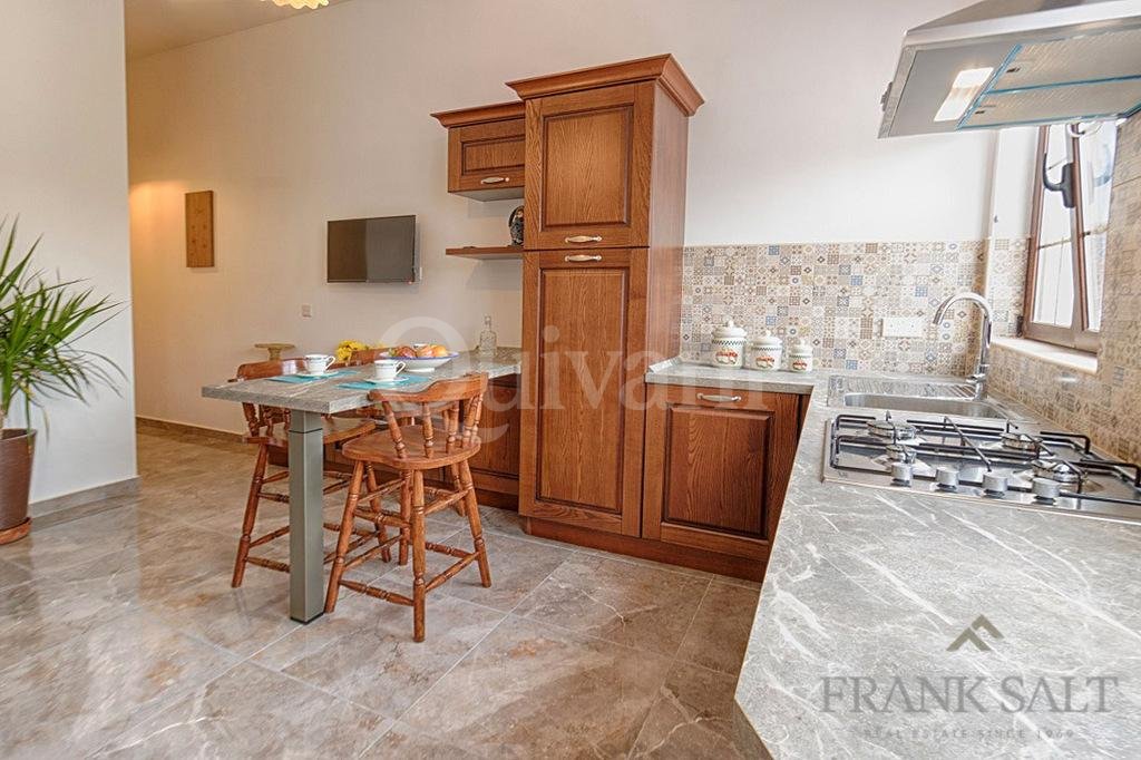 St Pauls Bay Converted Farmhouse