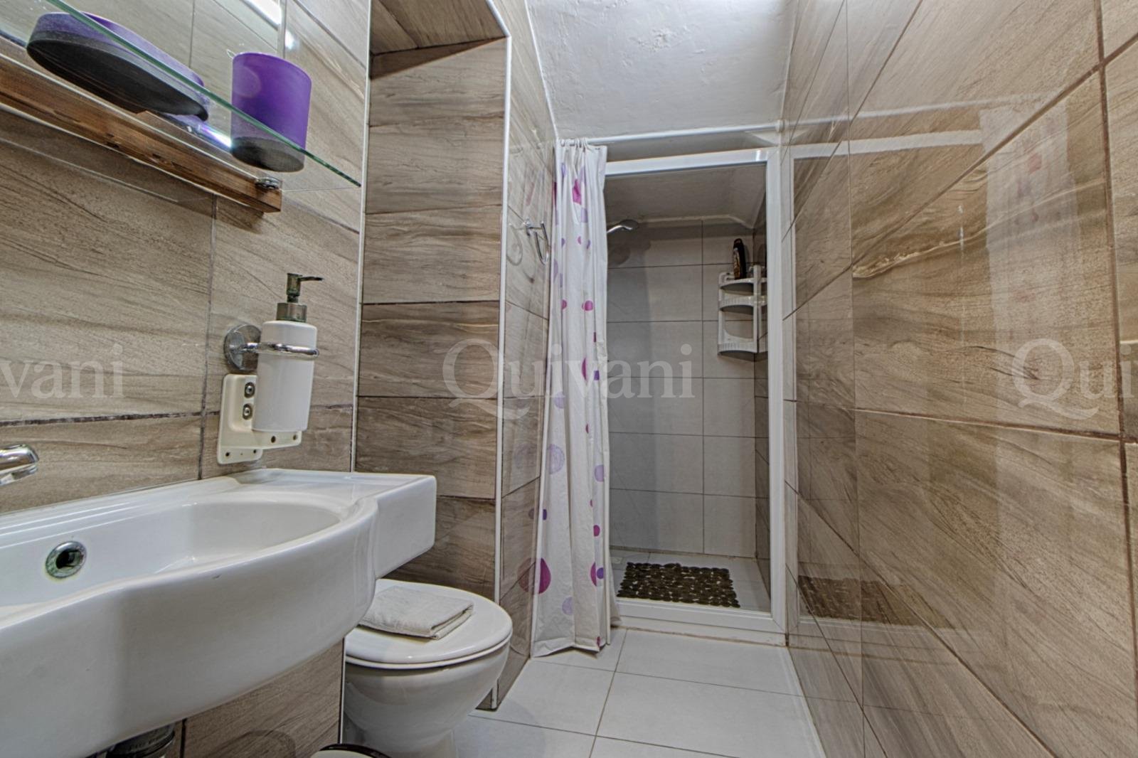 St Pauls Bay Converted Farmhouse