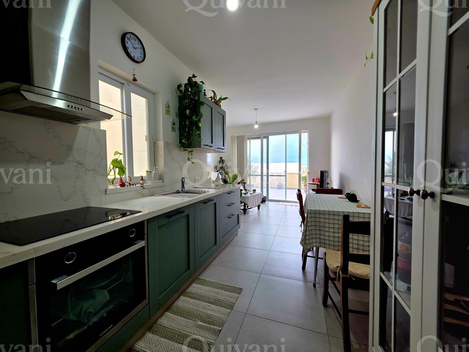 Victoria Furnished Penthouse