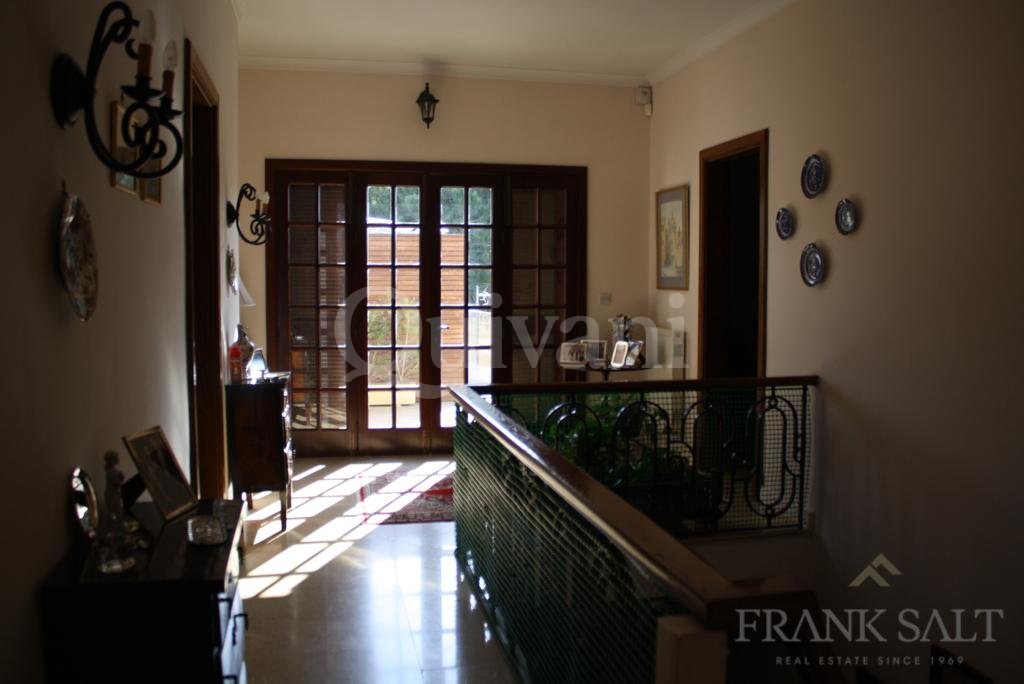 Gharghur, Finished Detached Villa