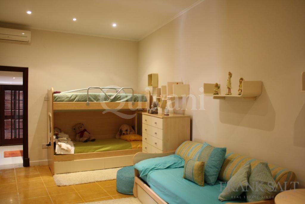 Gharghur, Finished Detached Villa