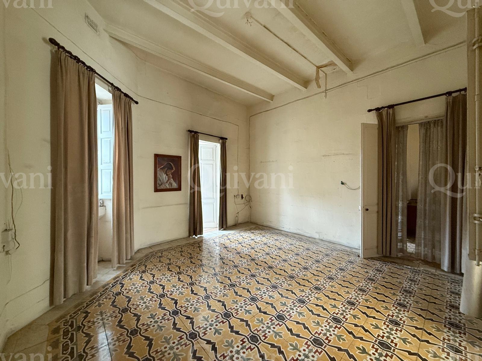 Victoria Unconverted Townhouse