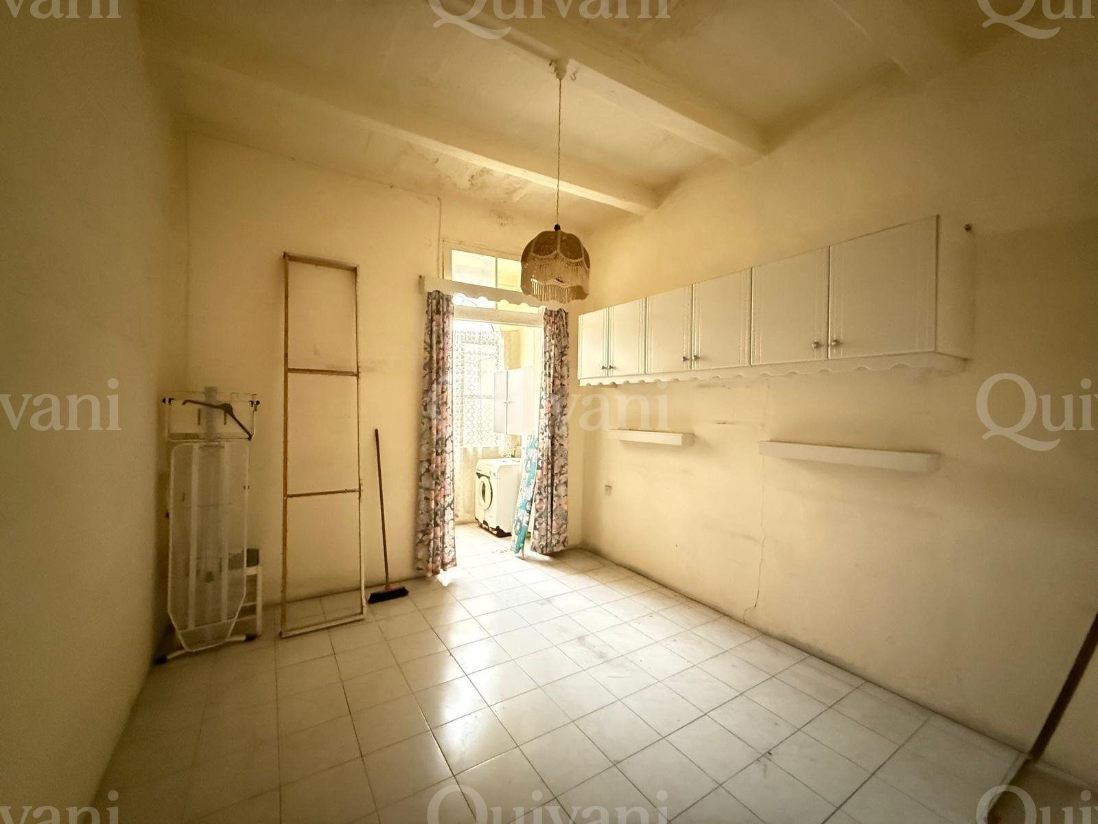 Victoria Unconverted Townhouse