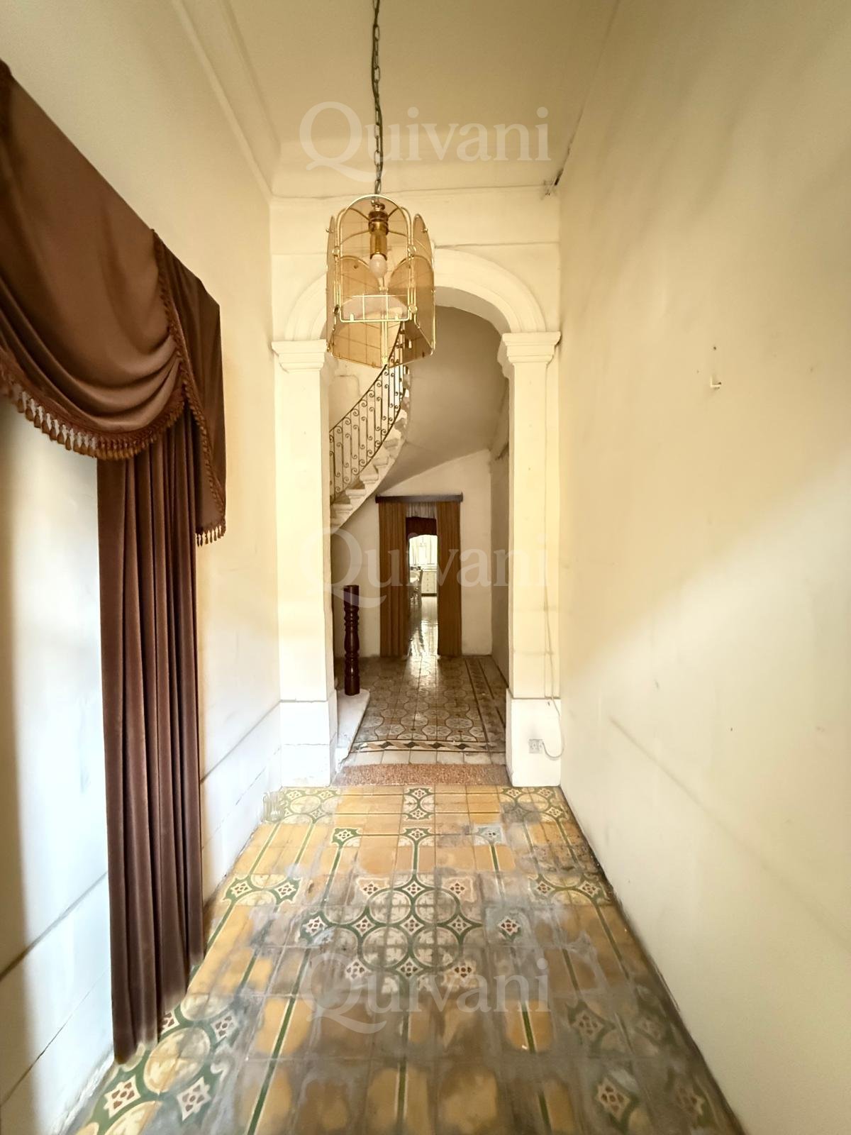 Victoria Unconverted Townhouse