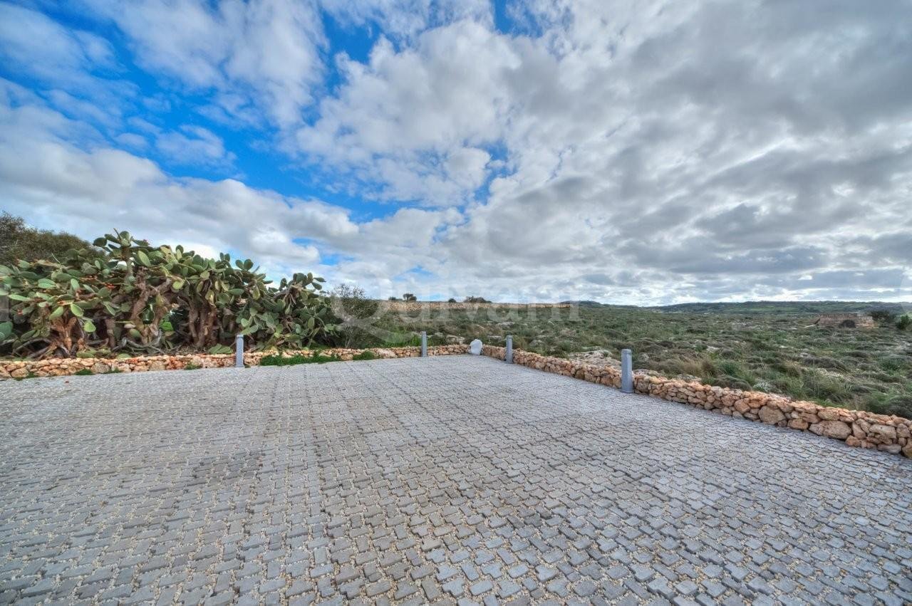 Mgarr Furnished Villa