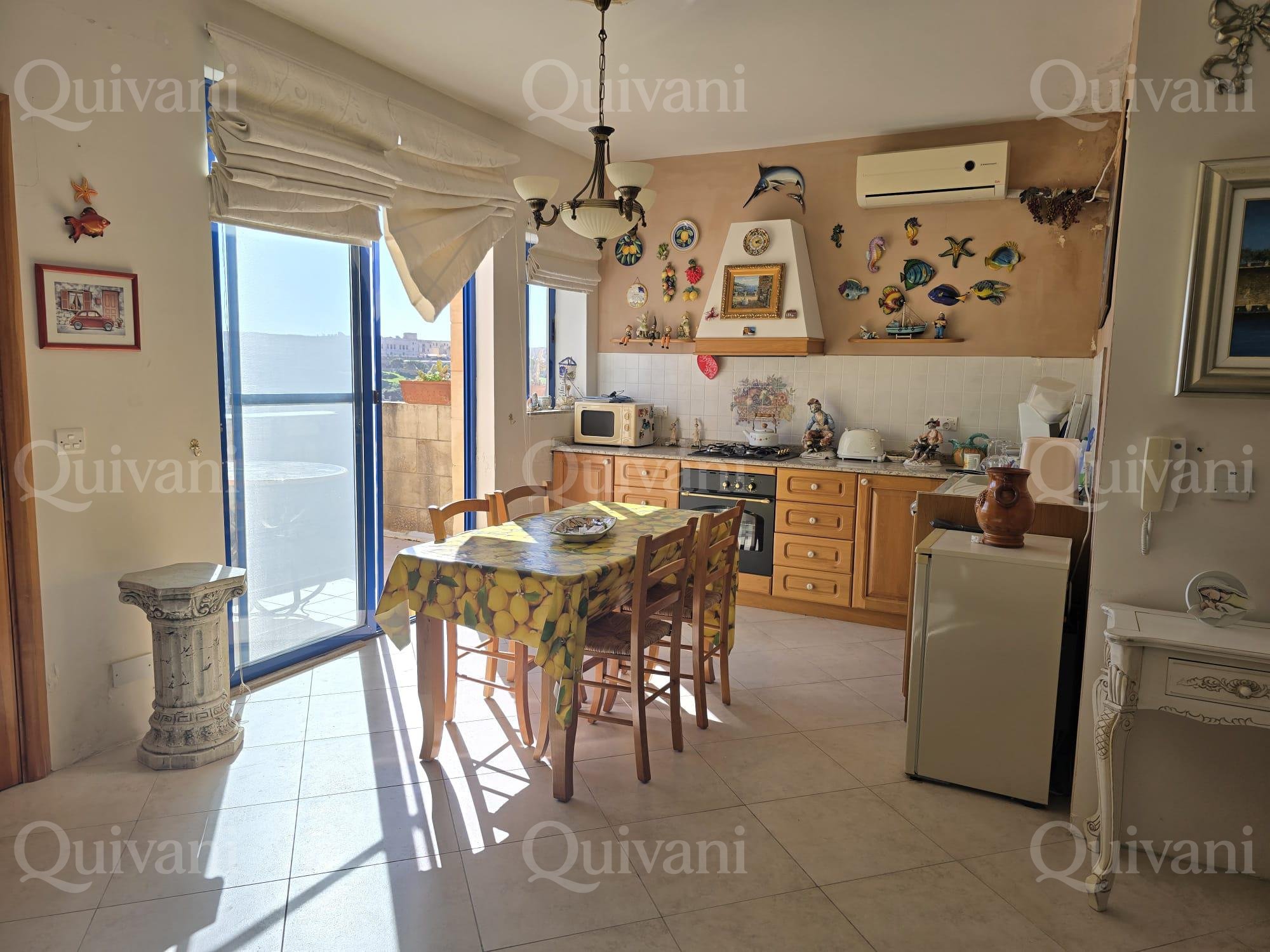 Ghajnsielem Furnished Penthouse