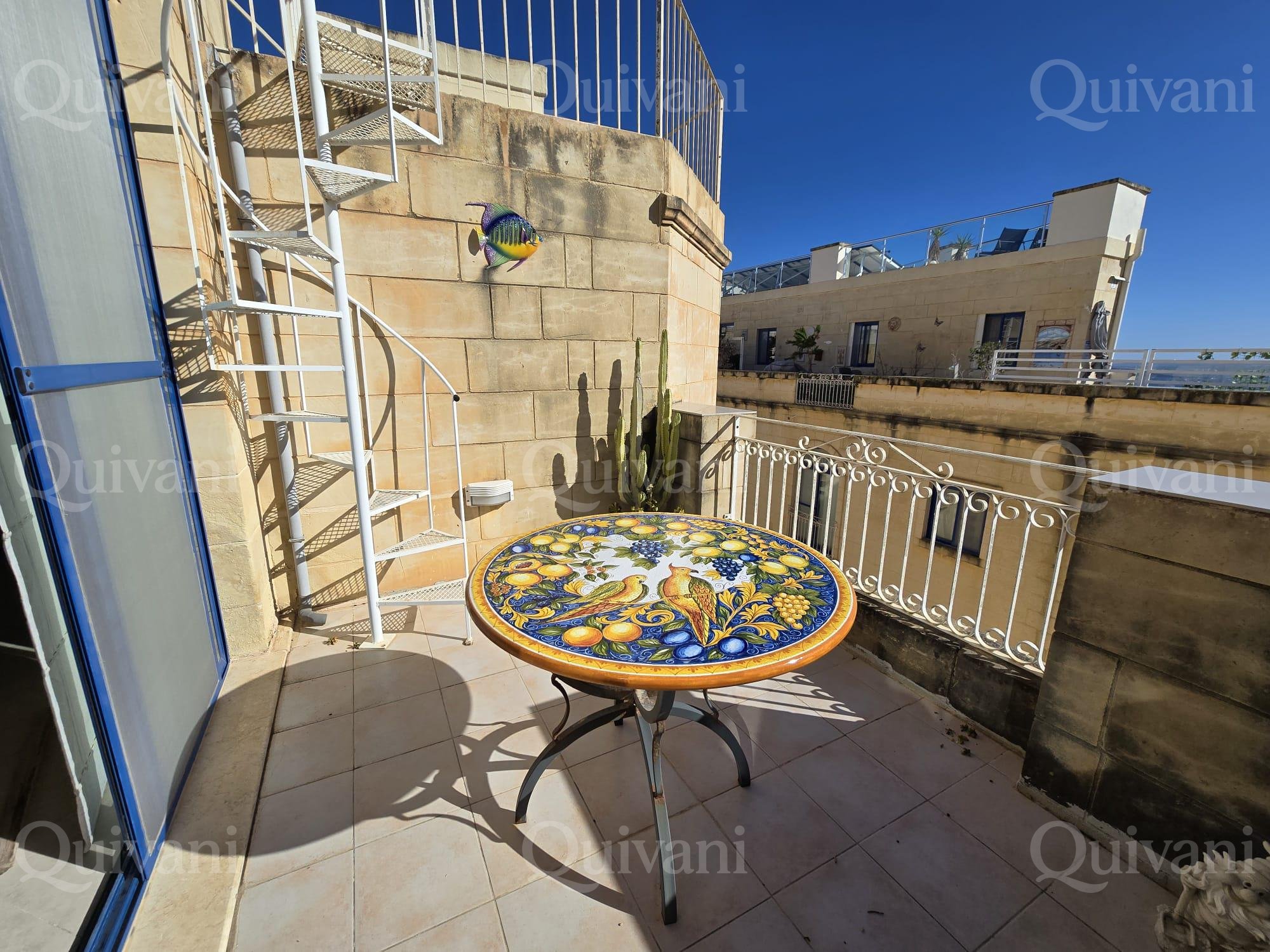 Ghajnsielem Furnished Penthouse