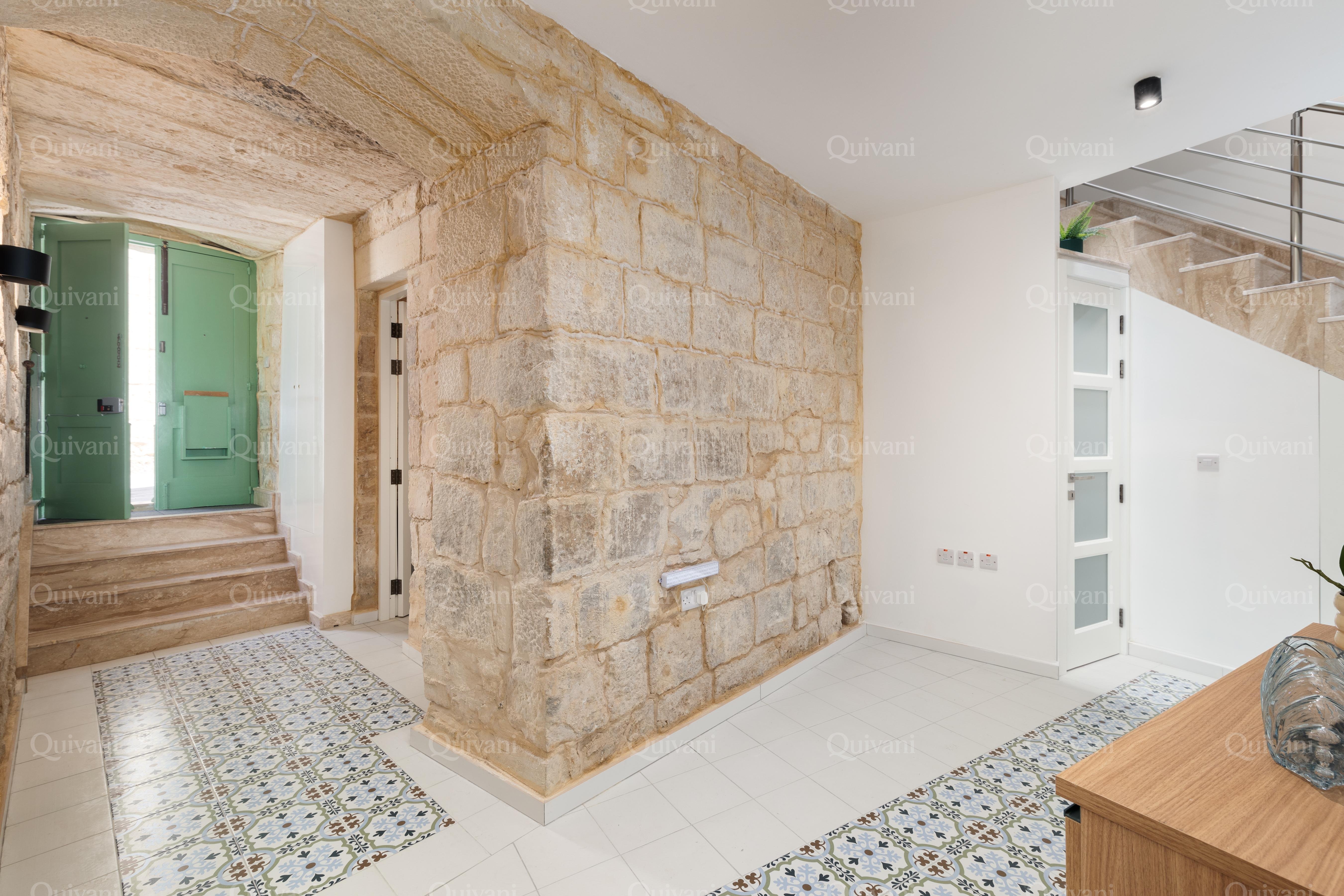 Naxxar Furnished House of Character