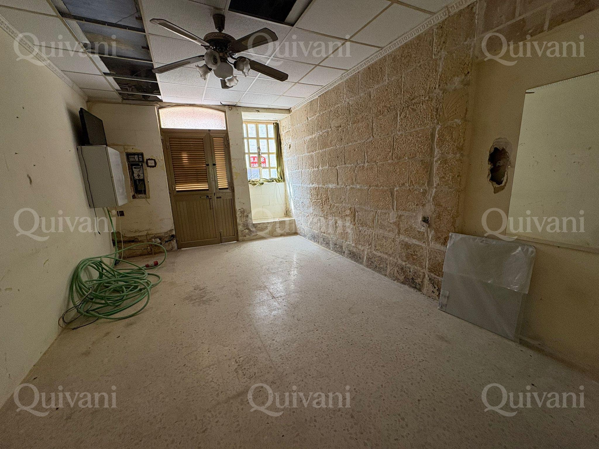 Pieta Unconverted Townhouse