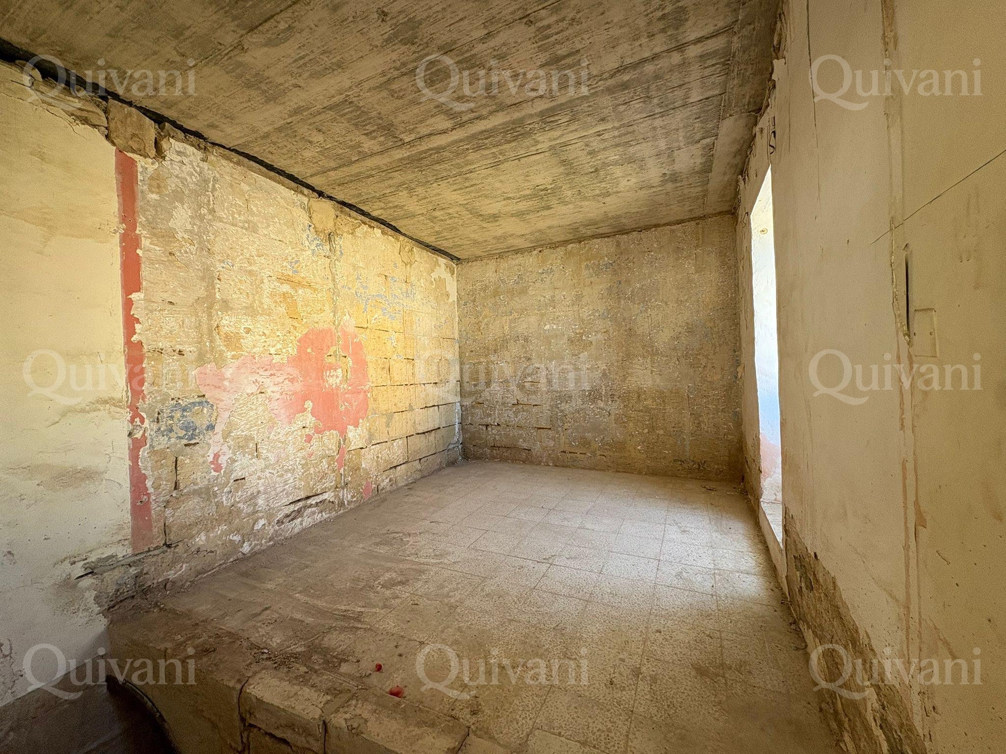 Pieta Unconverted Townhouse