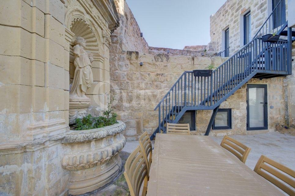 Mosta Converted House of Character with Pool