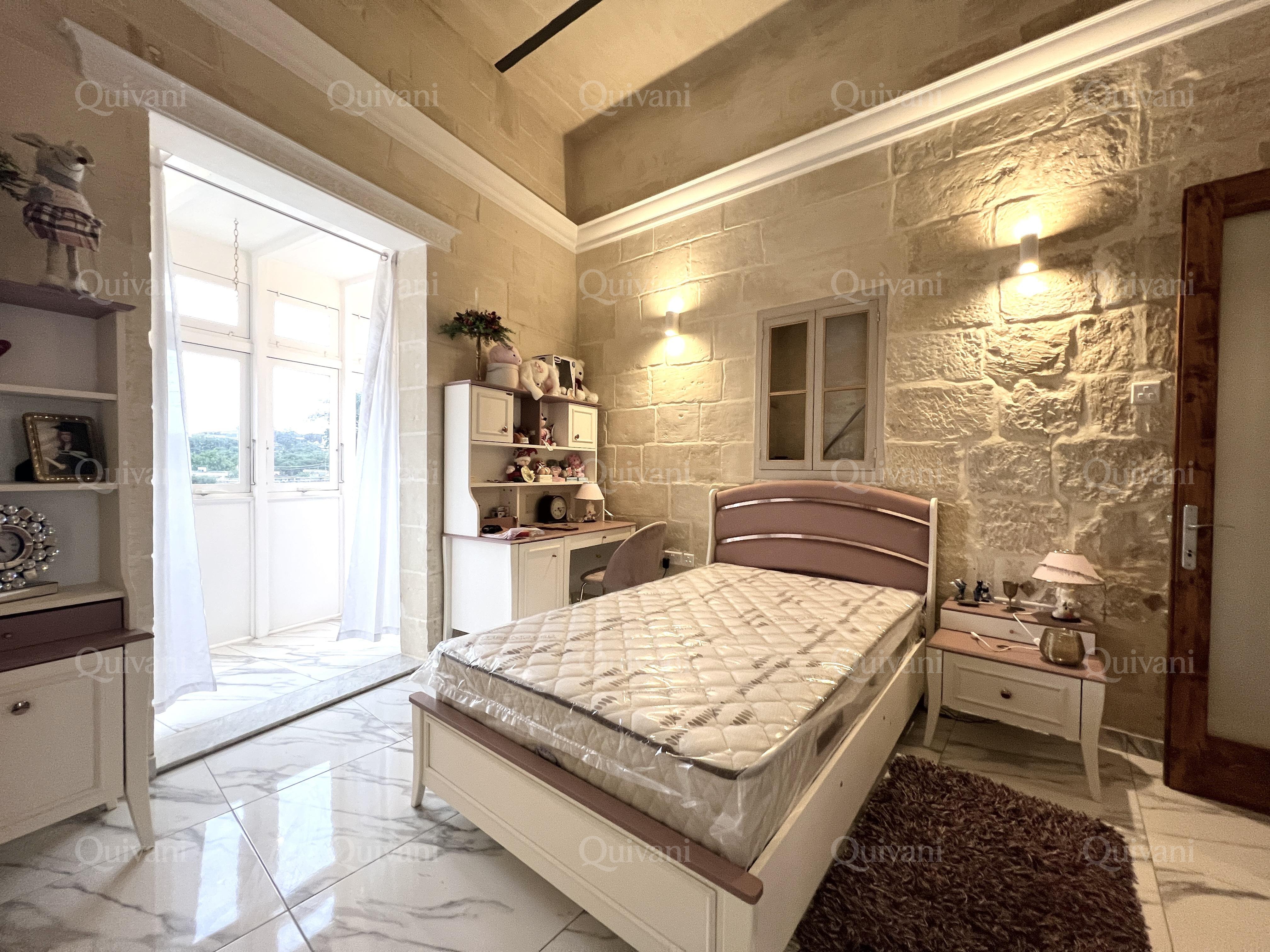 Vittoriosa Furnished Townhouse