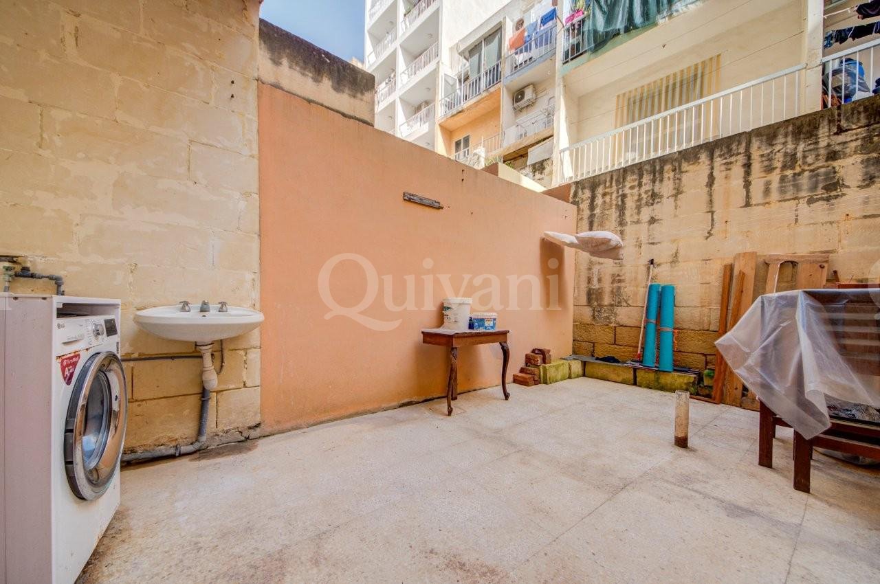 St Pauls Bay Furnished Maisonette