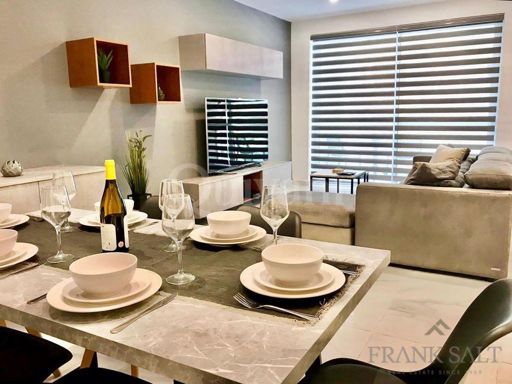 Swieqi, Furnished Maisonette