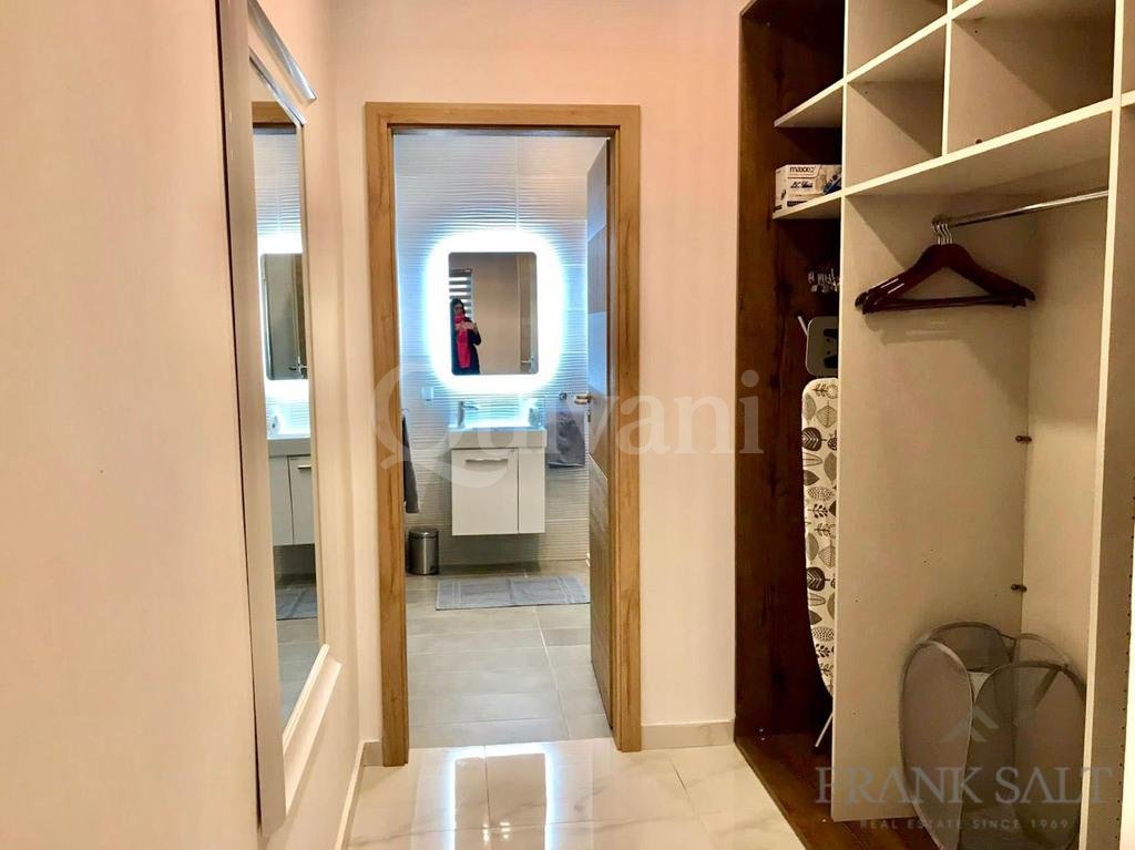 Swieqi, Furnished Maisonette