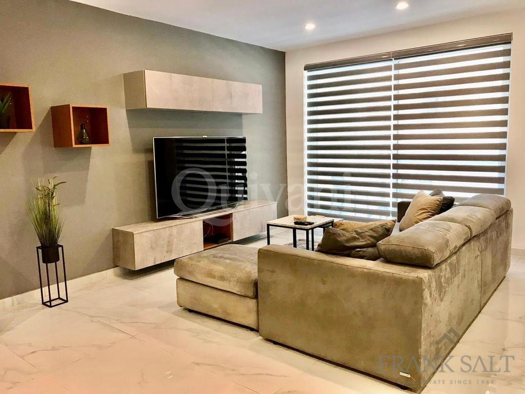 Swieqi, Furnished Maisonette