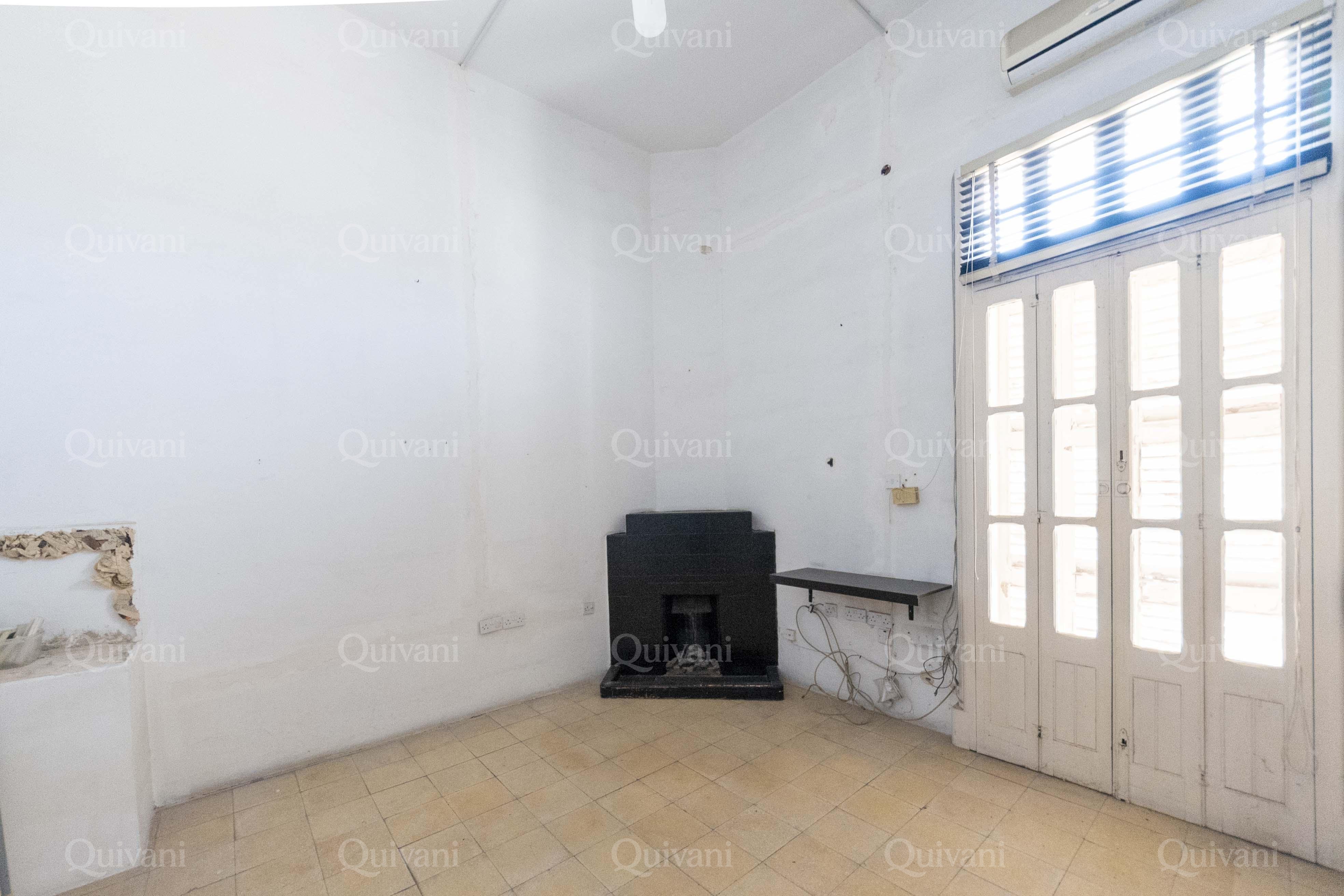 Floriana Unconverted Palazzo