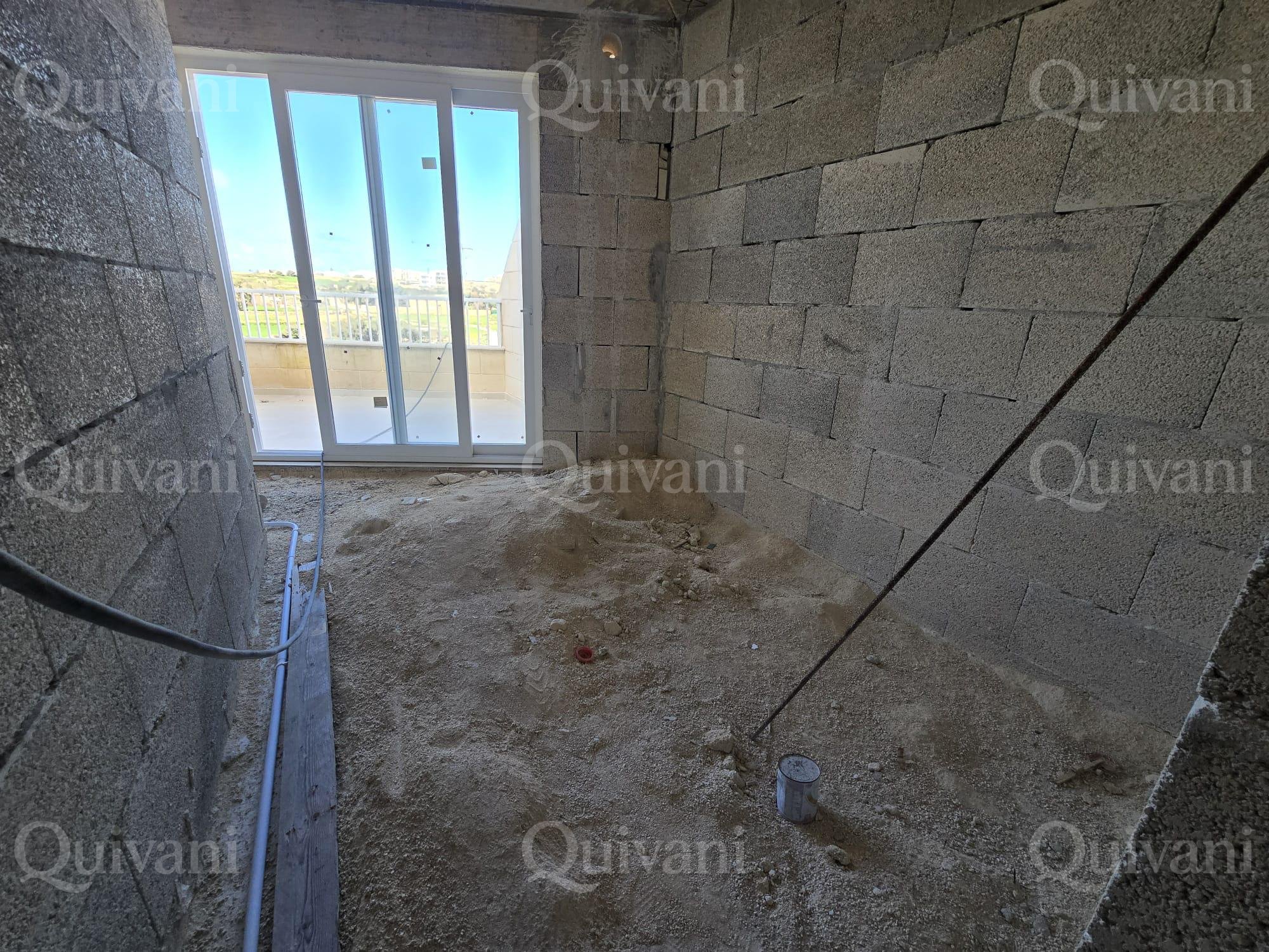 Ghajnsielem Shell form Penthouse