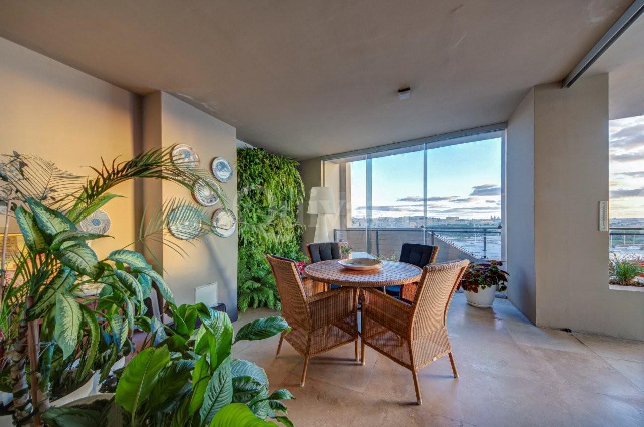 Sliema Finished Sea View Apartment