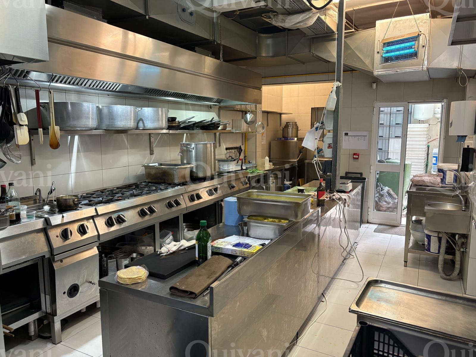 Gzira Needs Refurbishment Bar/Restaurant