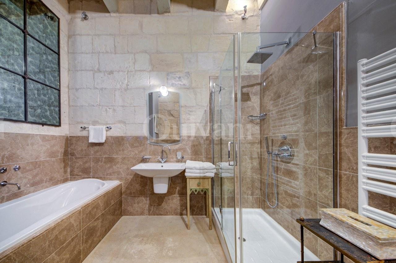 Cospicua Converted House of Character - Very exclusive 5 bed