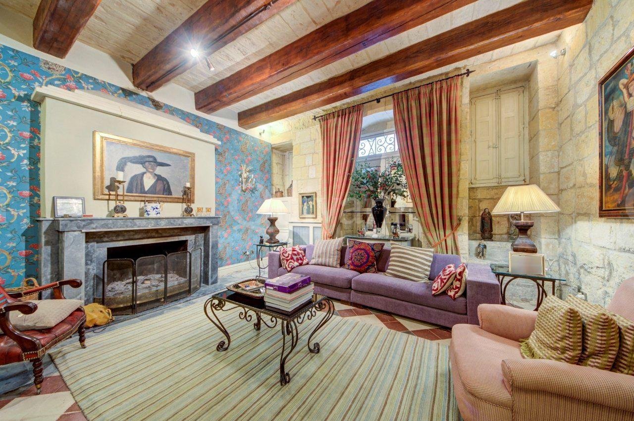 Cospicua Converted House of Character - Very exclusive 5 bed