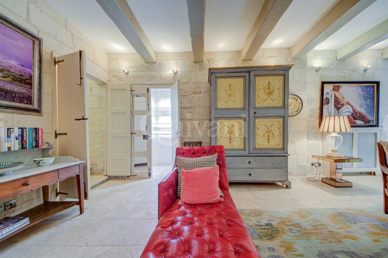 Cospicua Converted House of Character - Very exclusive 5 bed