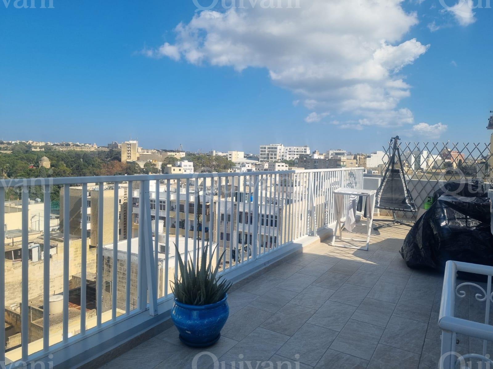 Pieta Furnished Penthouse with Airspace