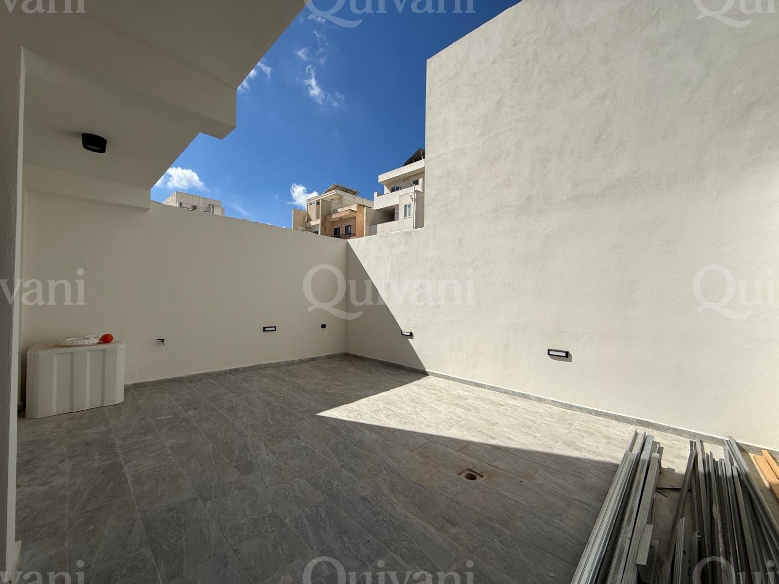 Mosta Ground Floor Apartment with Large Yard