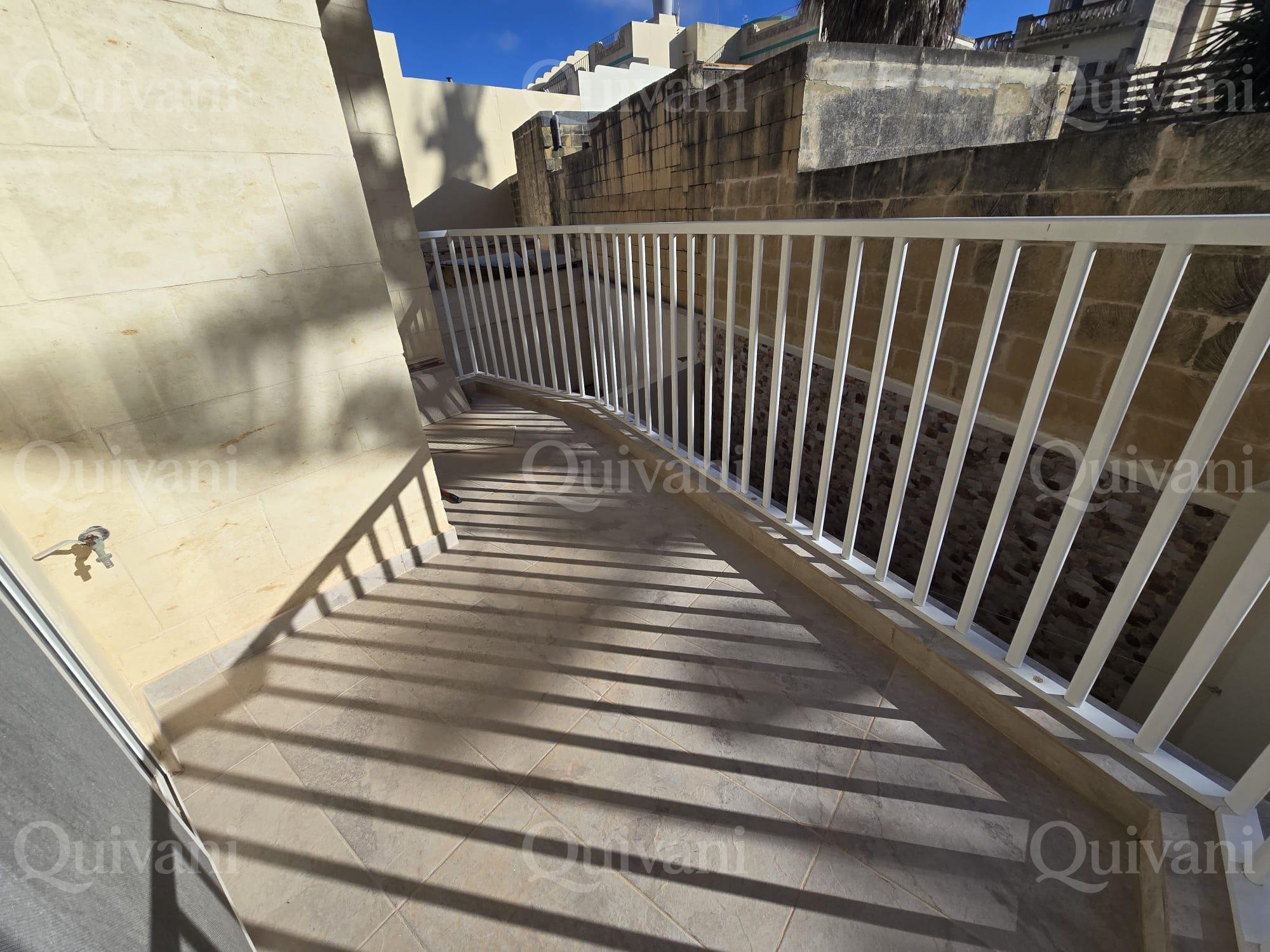 Xaghra Furnished Apartment