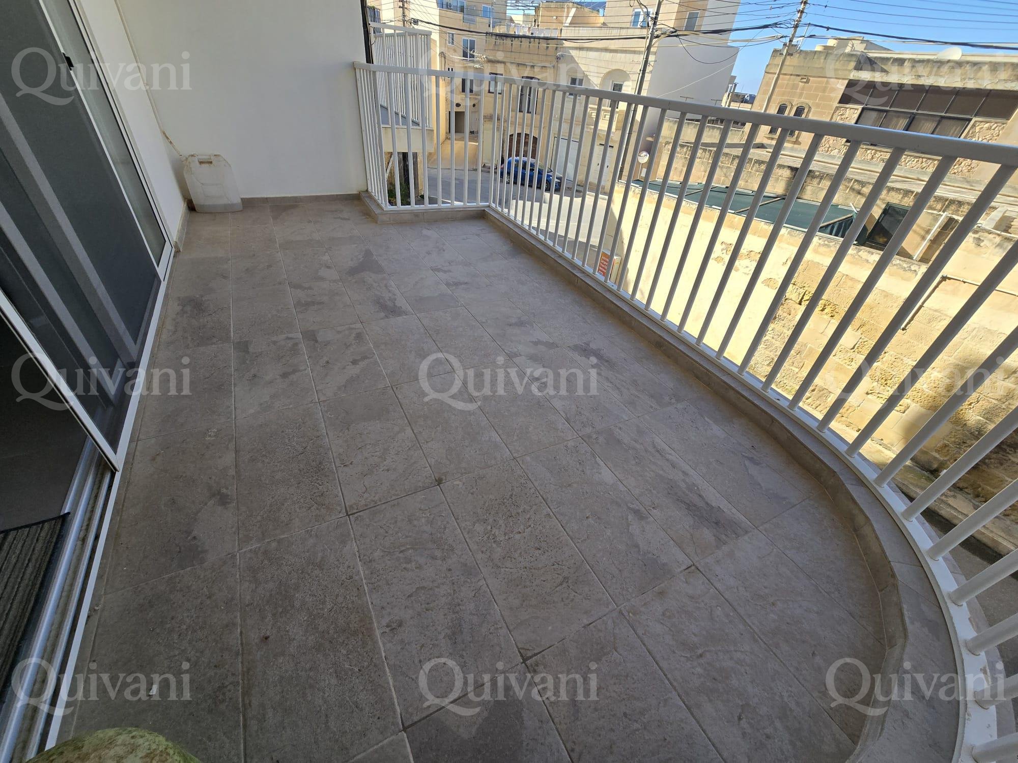 Xaghra Furnished Apartment