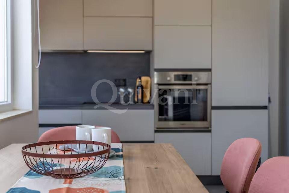 Pembroke, Furnished, Apartment