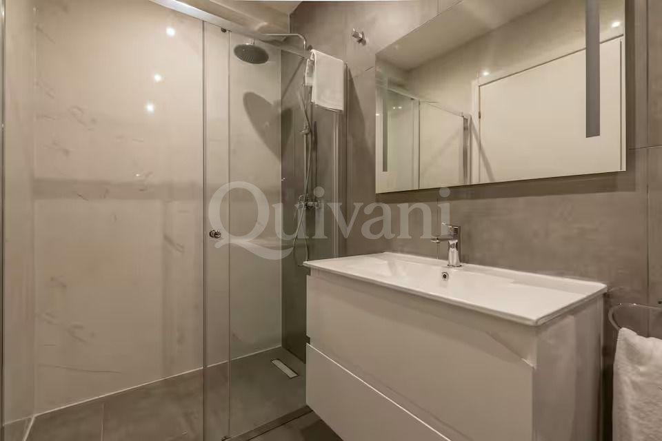 Pembroke, Furnished, Apartment