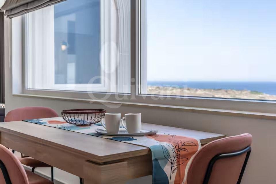 Pembroke, Furnished, Penthouse