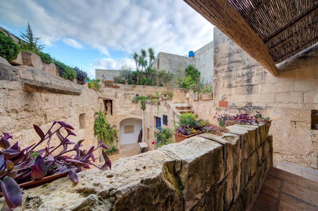 Gharghur, Furnished House of Character