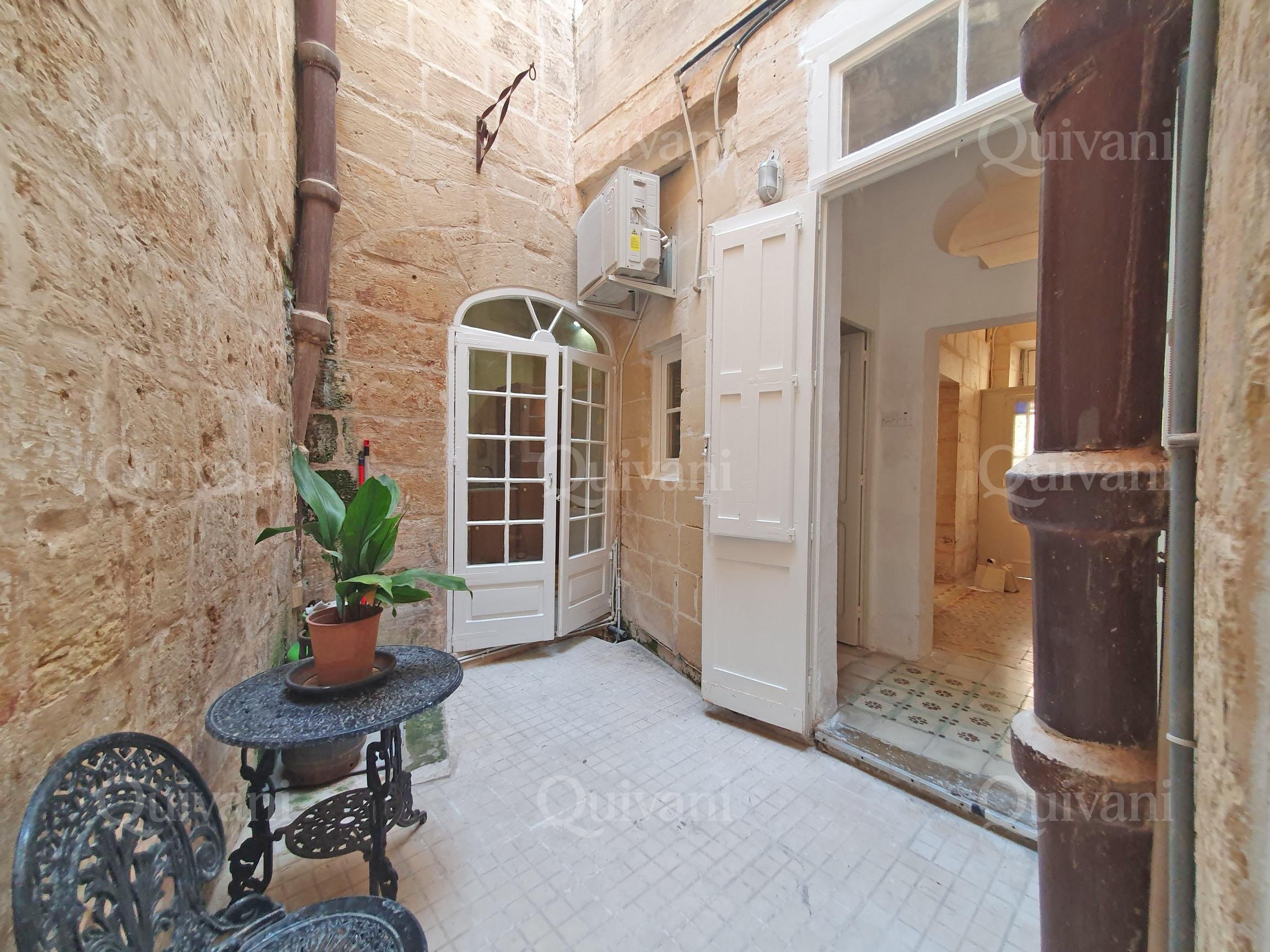 Balzan, Furnished House of Character