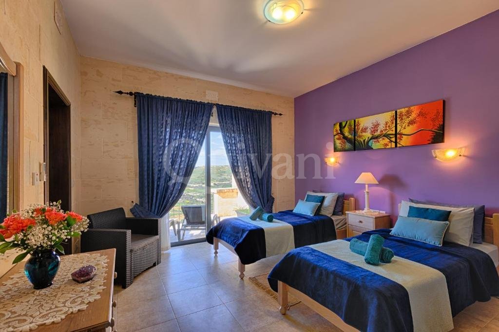 Xaghra, Terraced House