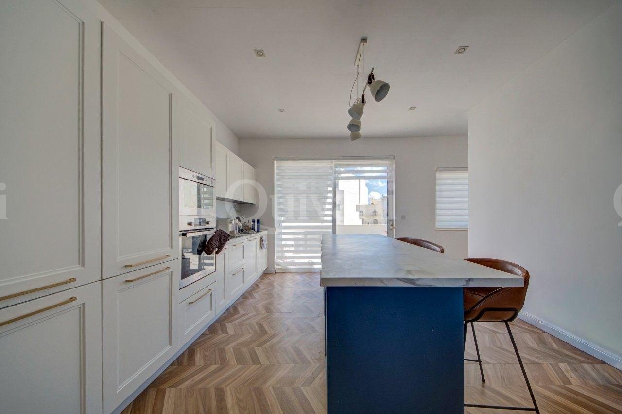 St Julians, Furnished, Penthouse
