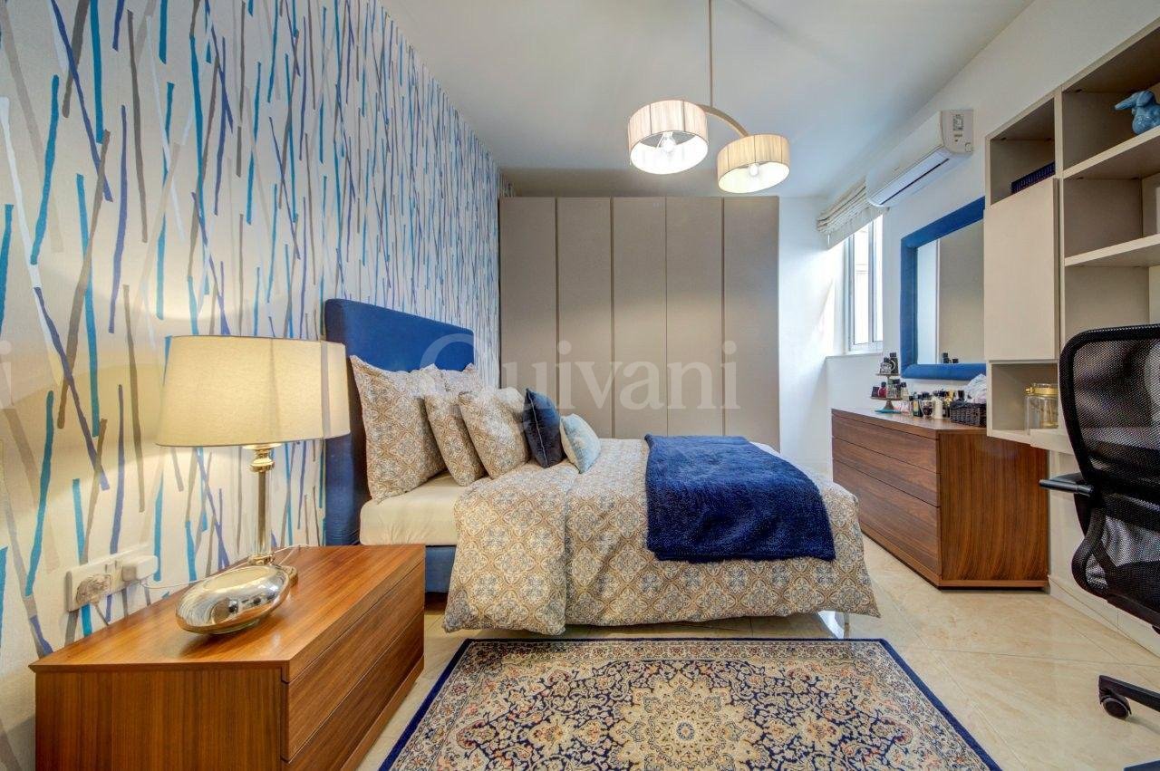 Fully Furnished Three Bedroom Luxury Apartment