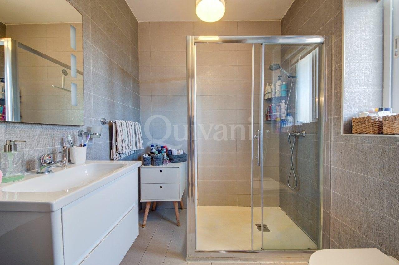 Fully Furnished Three Bedroom Luxury Apartment