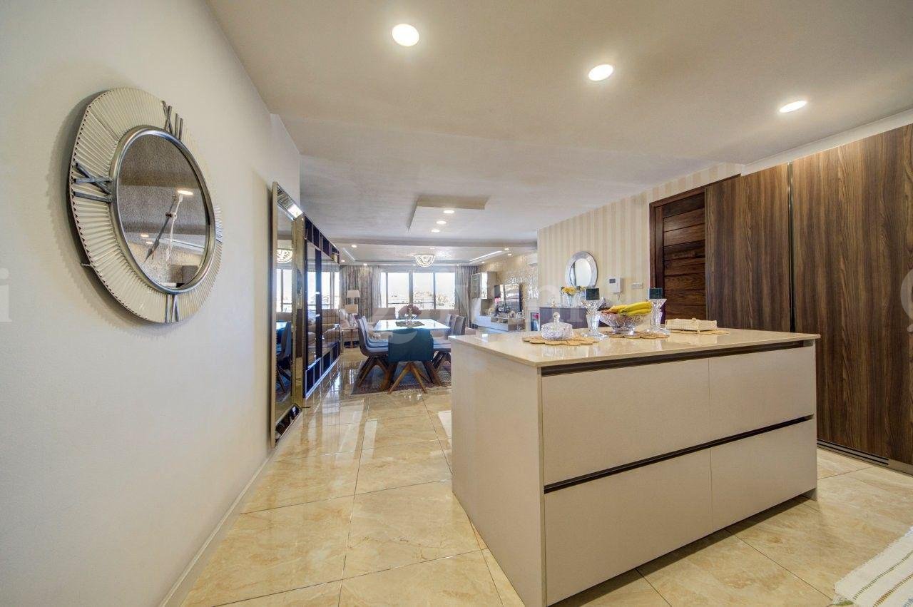 Fully Furnished Three Bedroom Luxury Apartment