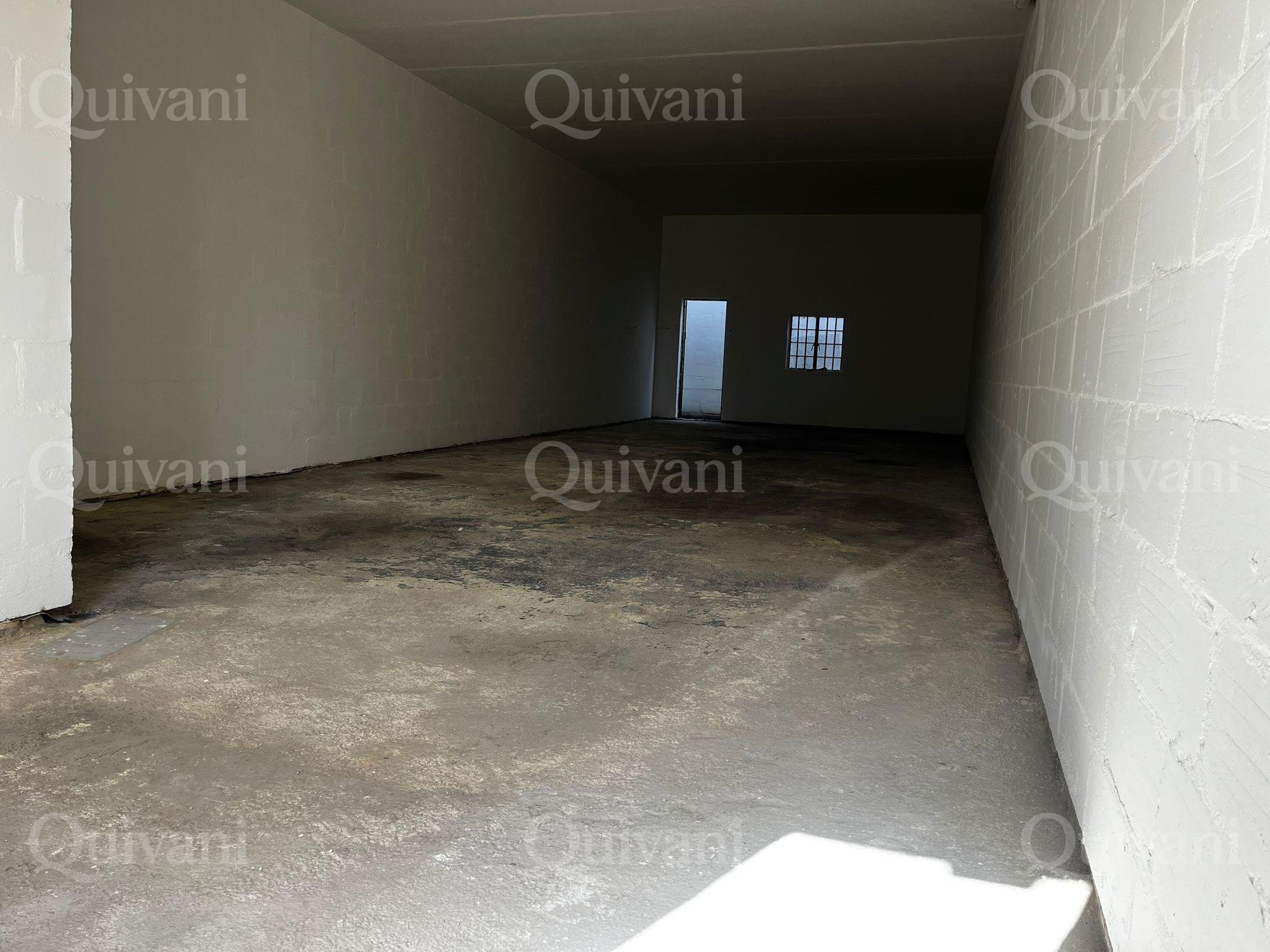 Qormi, Finished, Garage