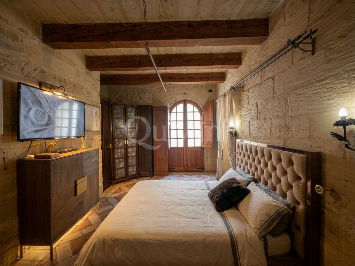 Zabbar, Converted, House of Character