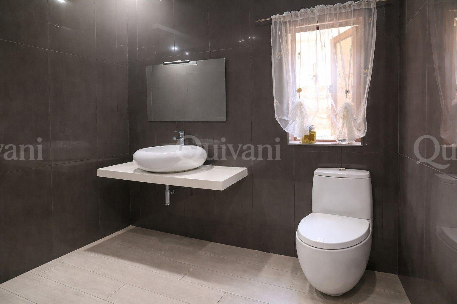 Santa Venera, Furnished Triplex Maisonette