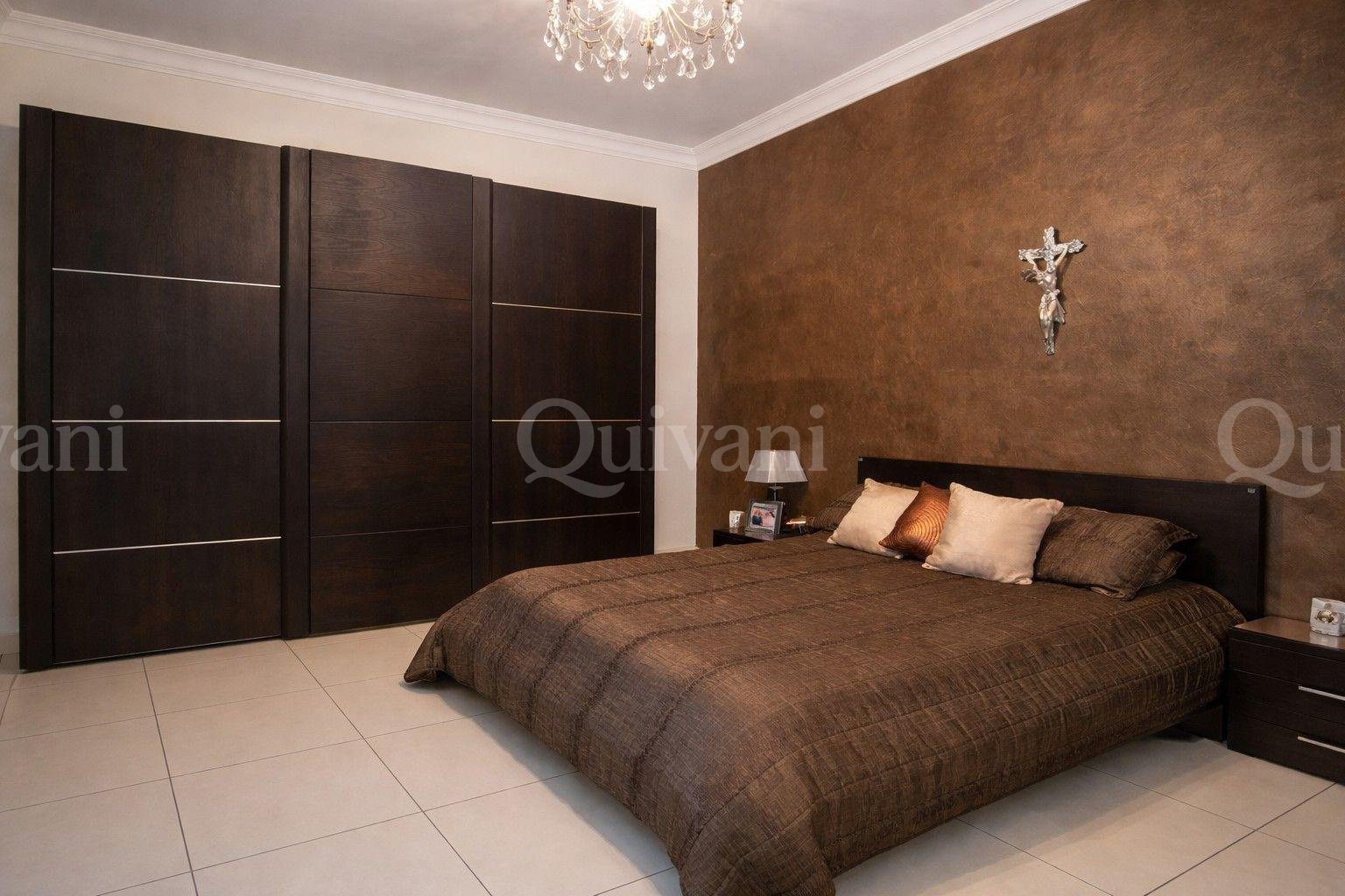 Santa Venera, Furnished Triplex Maisonette