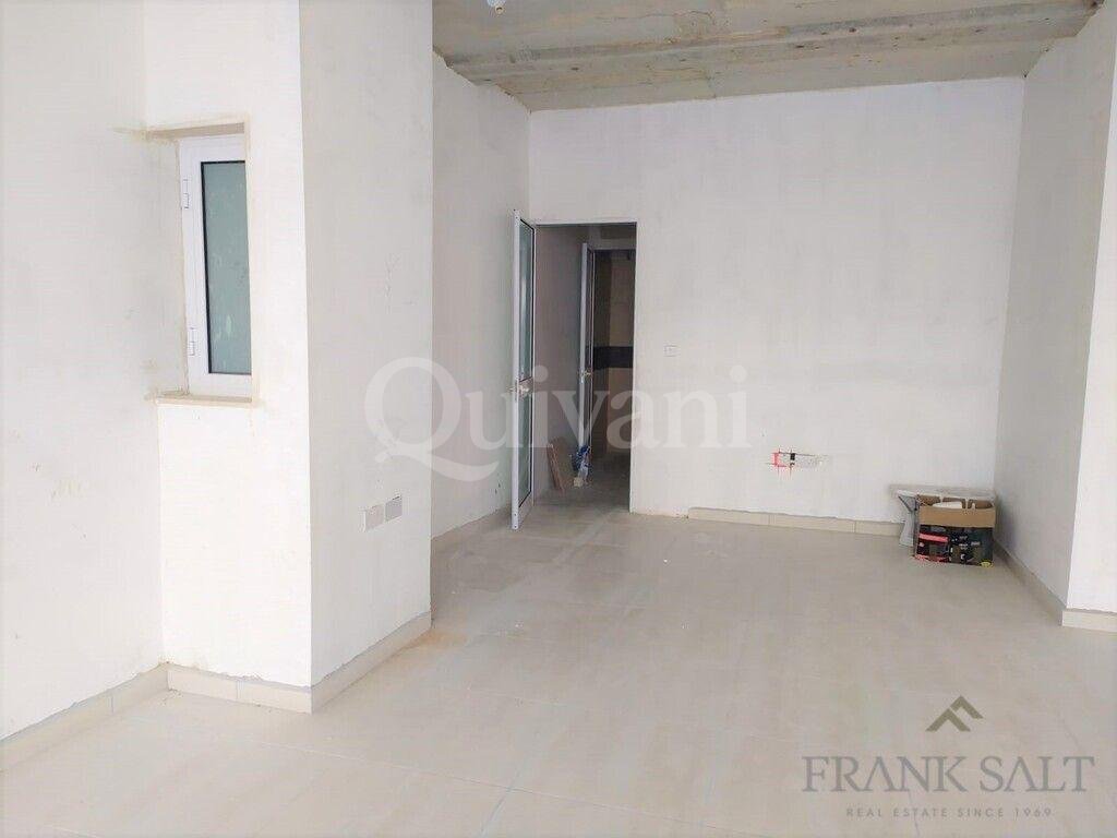 Qormi Shop